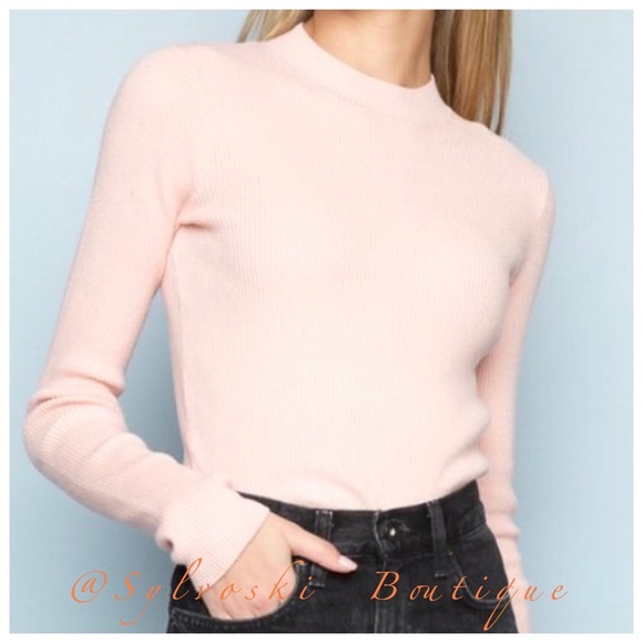 🔥Brandy Melville Pink Brett Sweater NWT - Picture 2 of 3